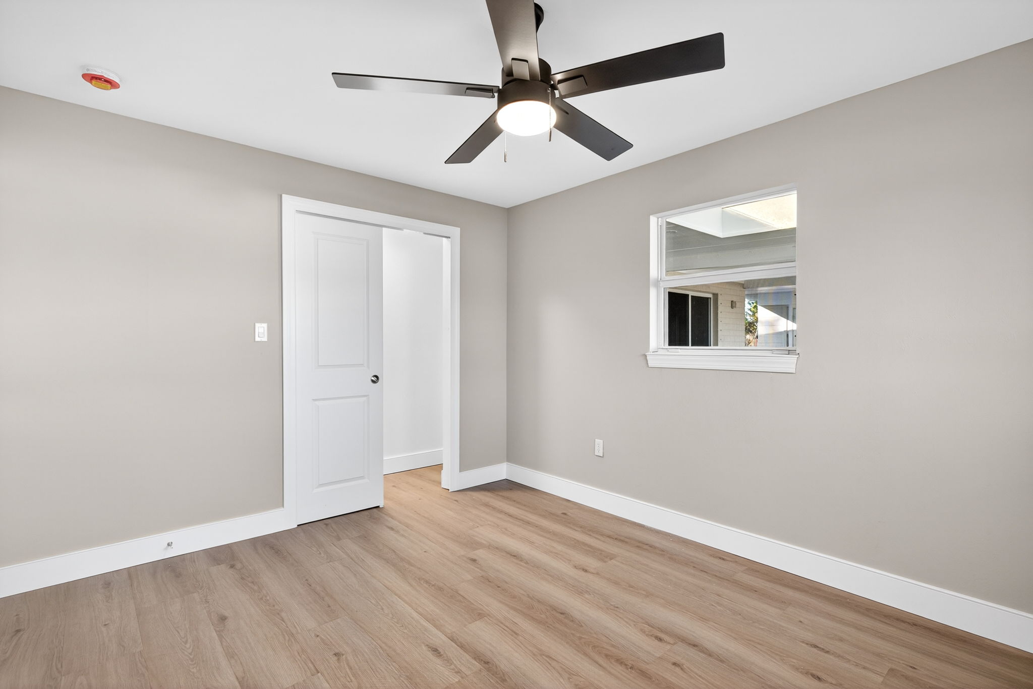 Guest Bedroom 1 - 2 of 2