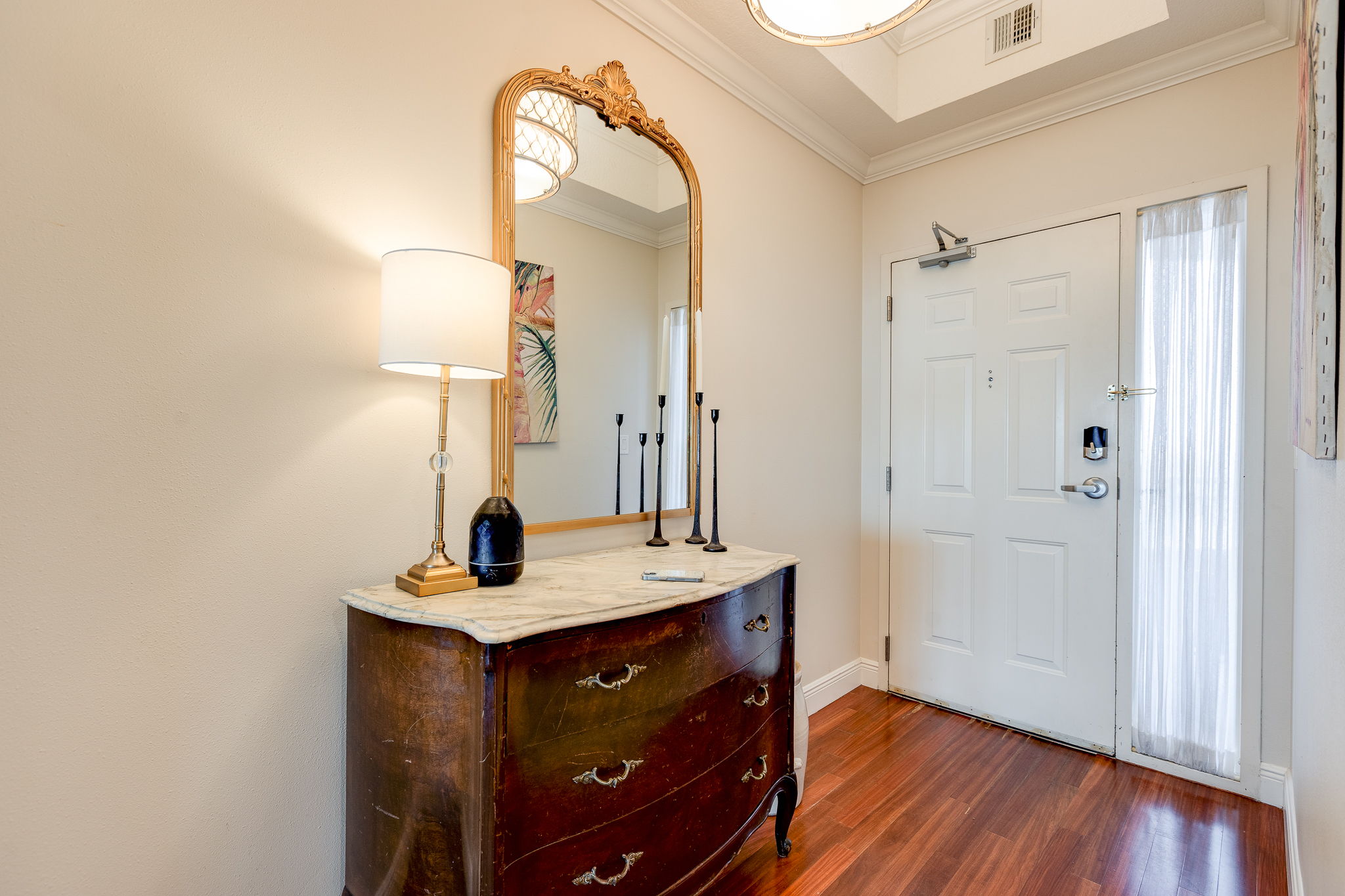 2 (15 of 26) Front Entry