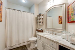 2 (17 of 26) Bathroom 2