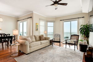 2 (2 of 26) Great Room