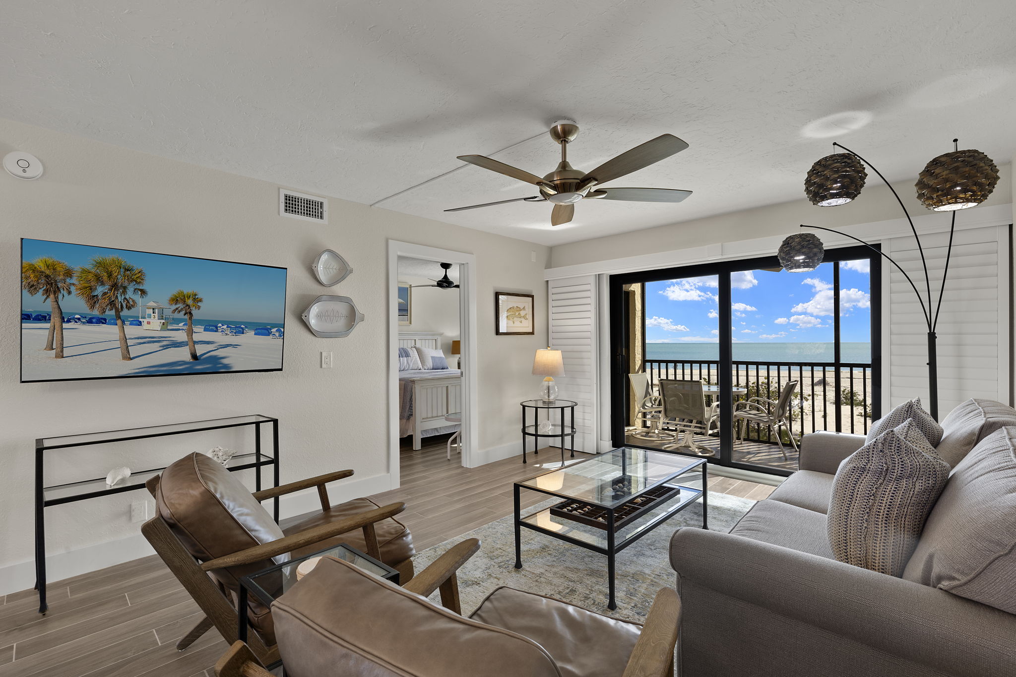 Living Room 4