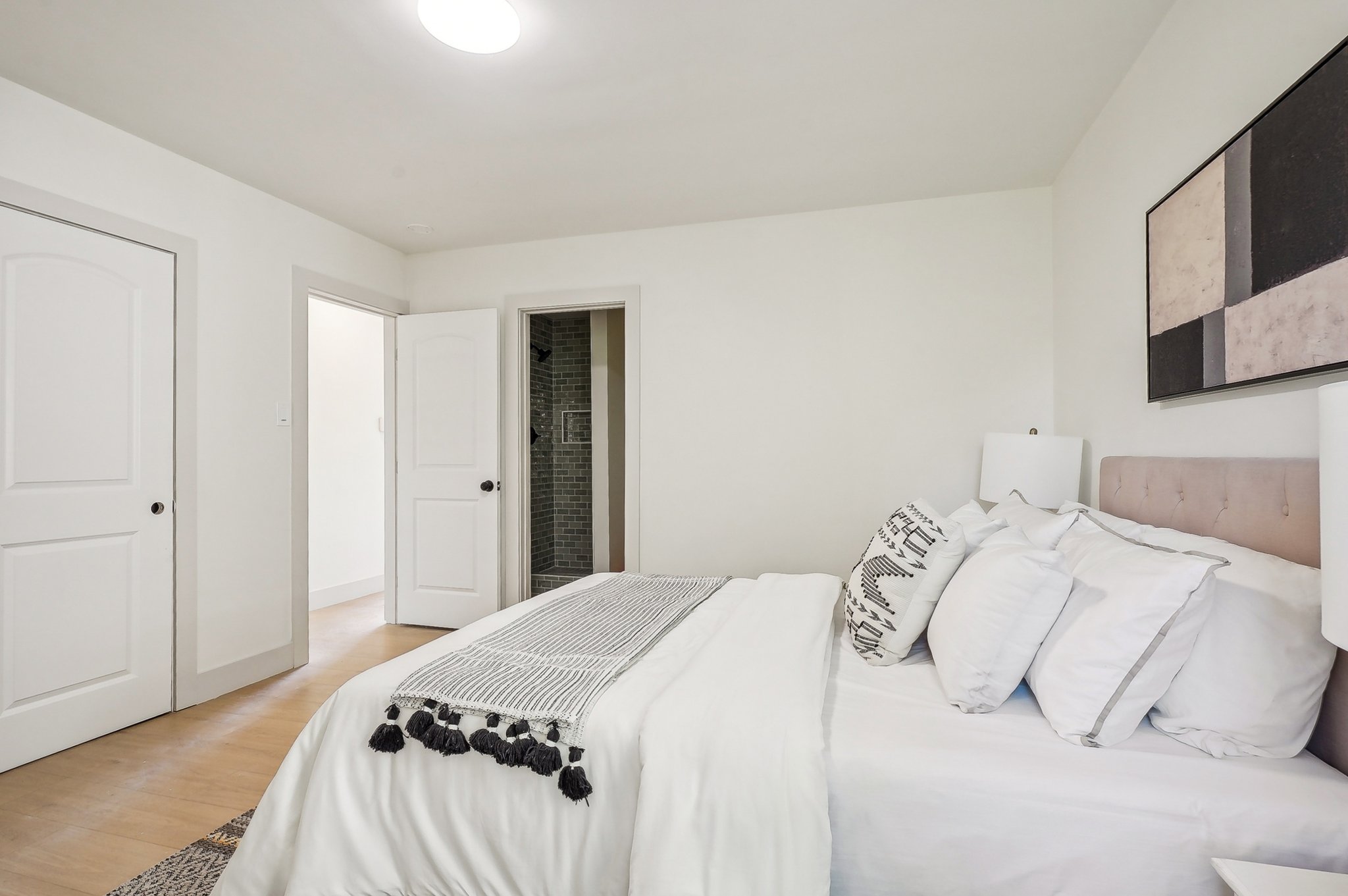 Cloverdale Ave-019.jpg