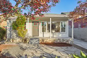 Cloverdale Ave-001.jpg