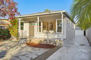 Cloverdale Ave-002.jpg