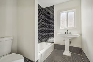 Cloverdale Ave-016.jpg
