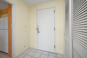  Photo 0