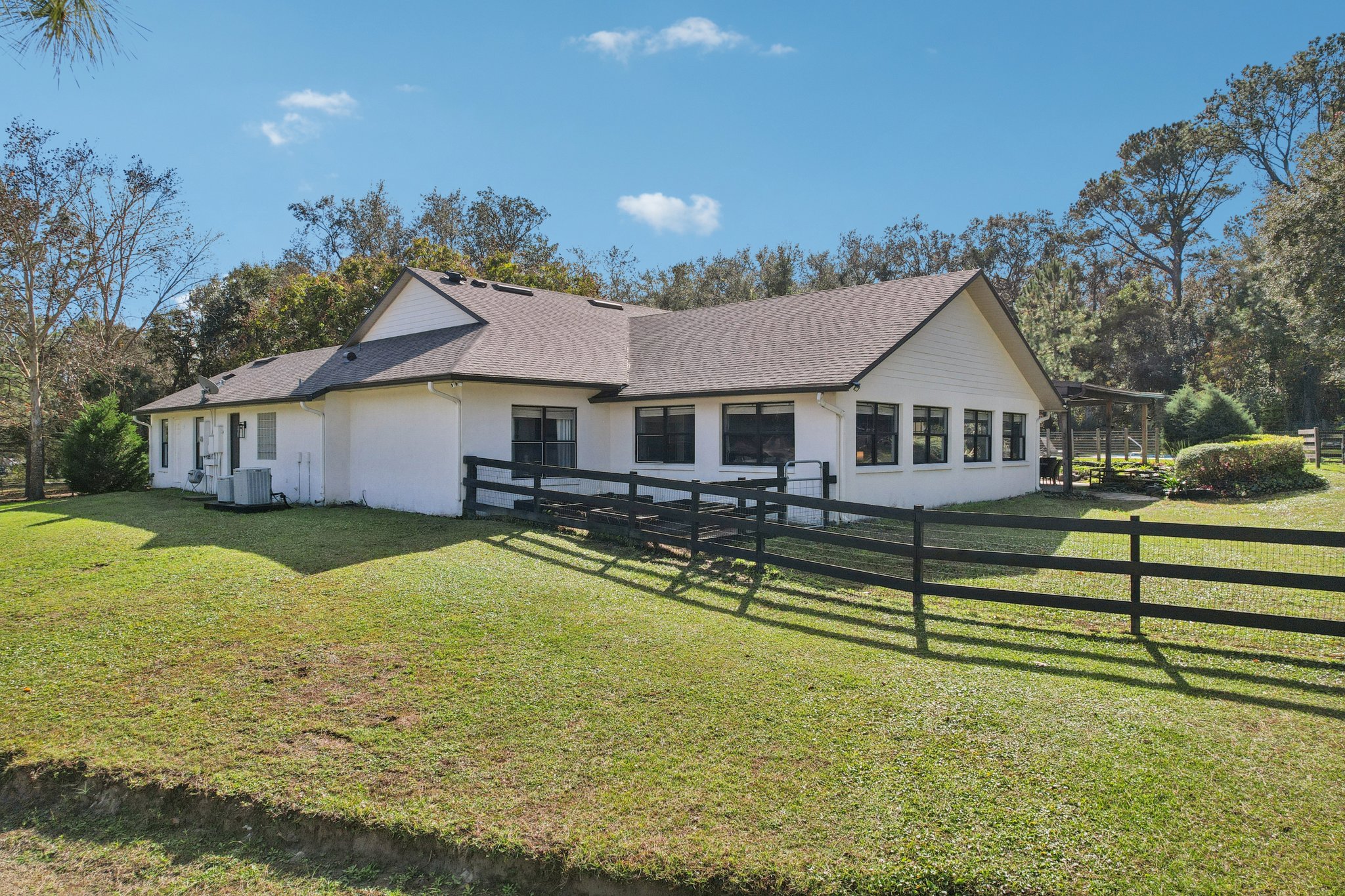 Coronado Somerset Dr-S2412-084.jpg