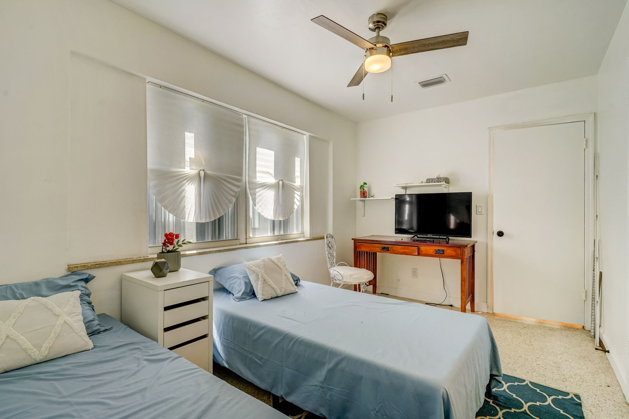 Thomas St-034
