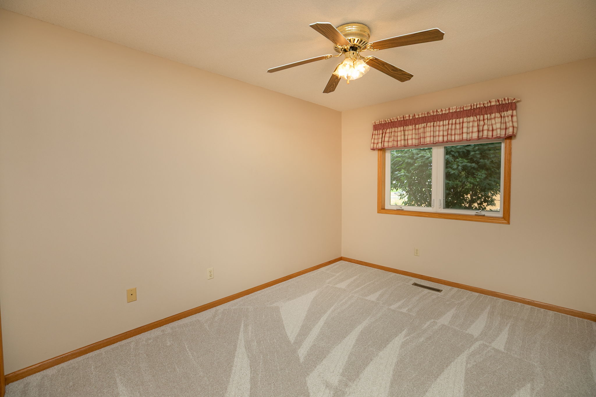15-Bedroom 2