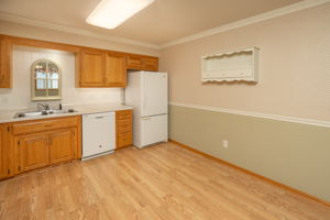 08-Kitchen