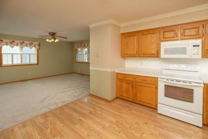 09-Kitchen