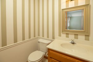 11-Bathroom