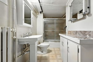  Photo 47