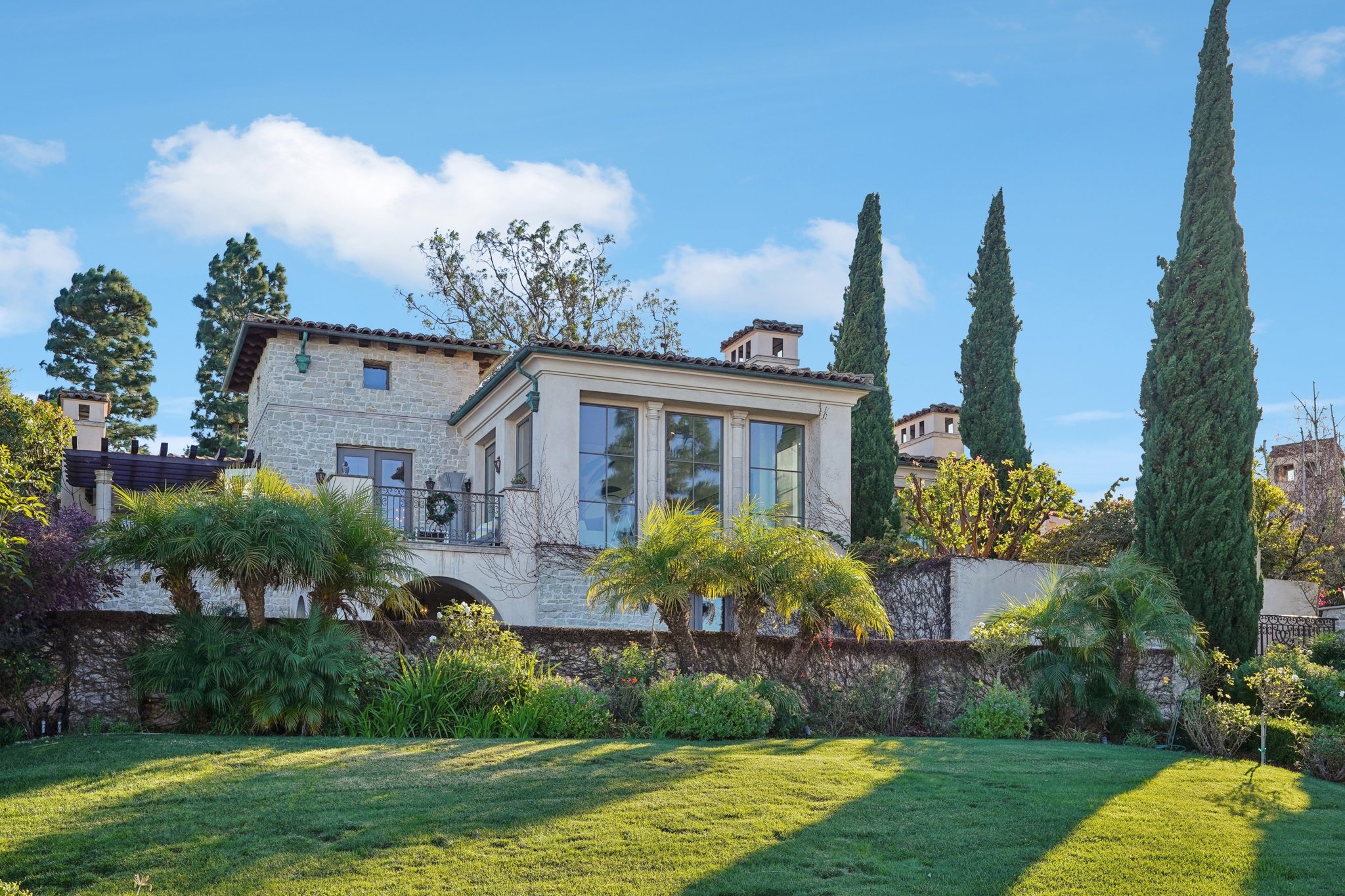 Via La Brea-S3012-002.jpg