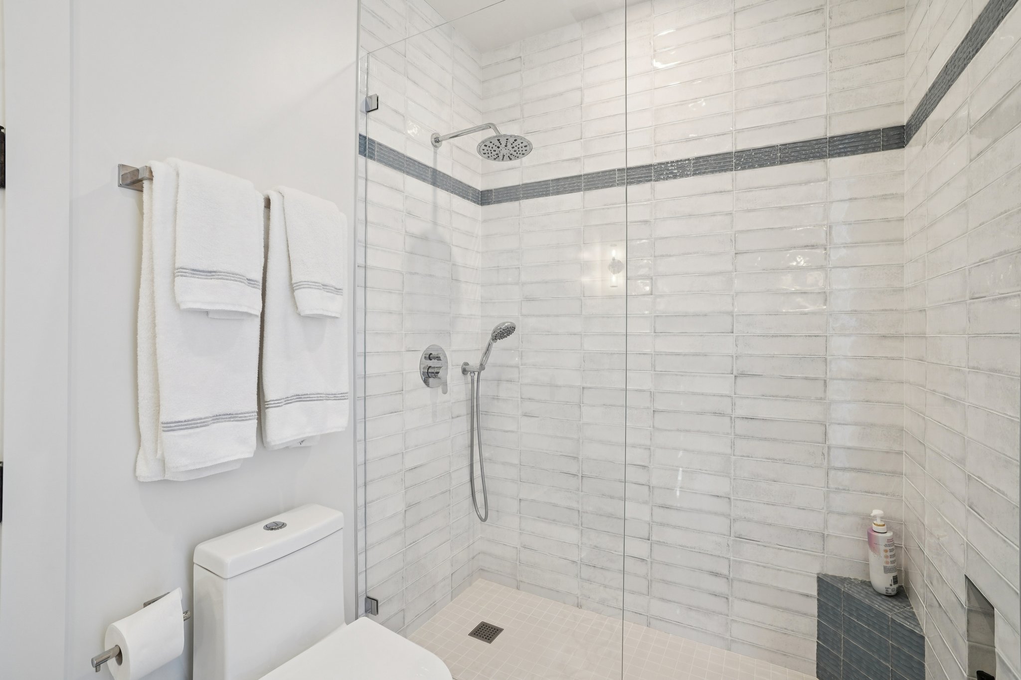 Via La Brea-S3012-052.jpg