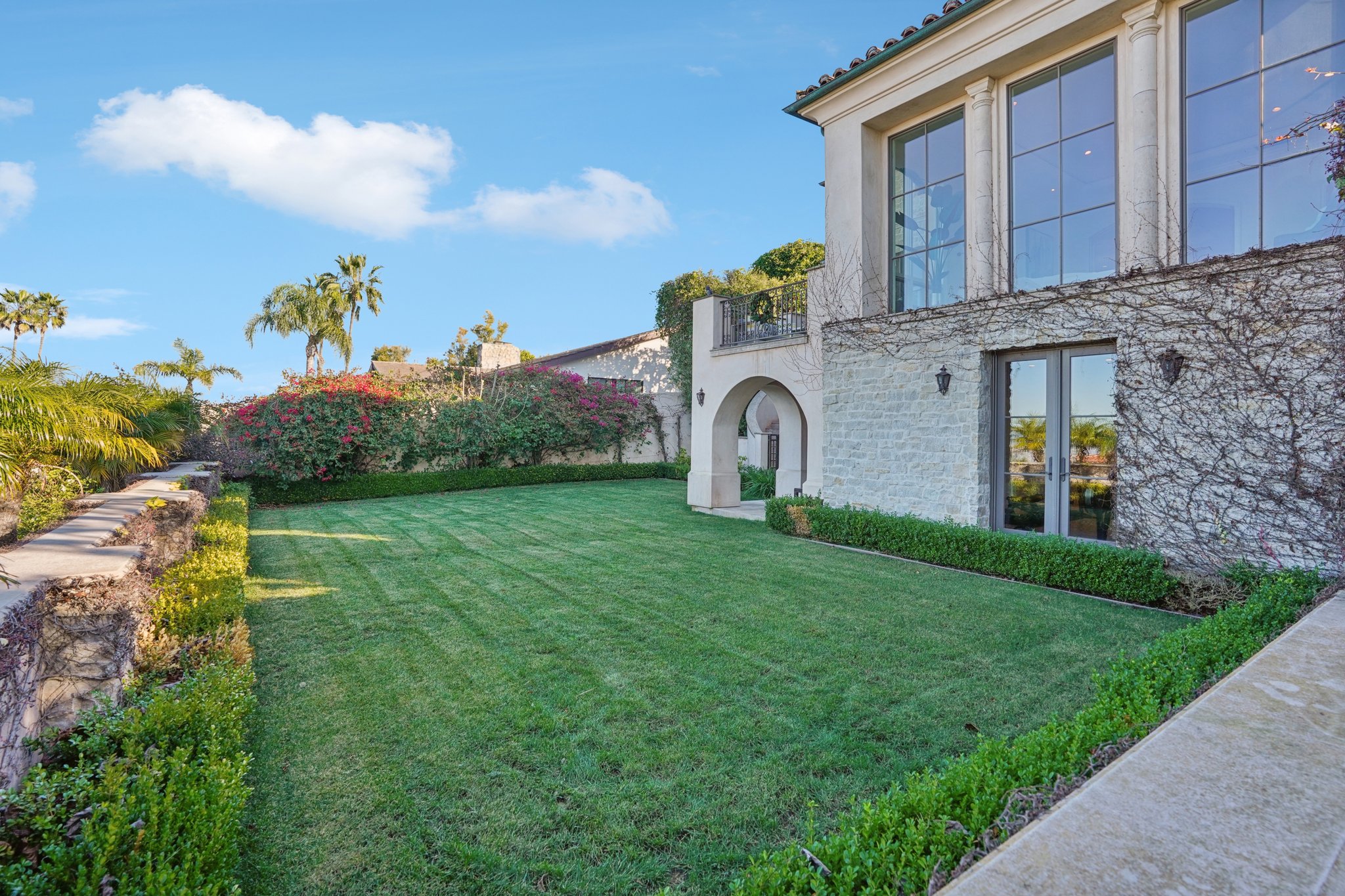 Via La Brea-S3012-073.jpg