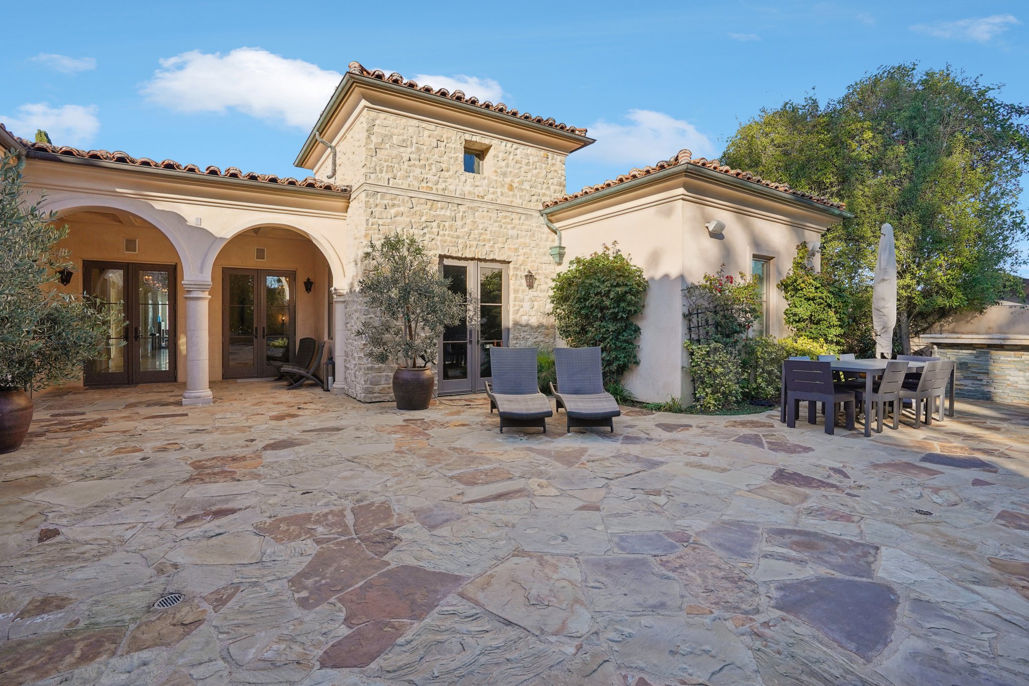 Via La Brea-S3012-080.jpg