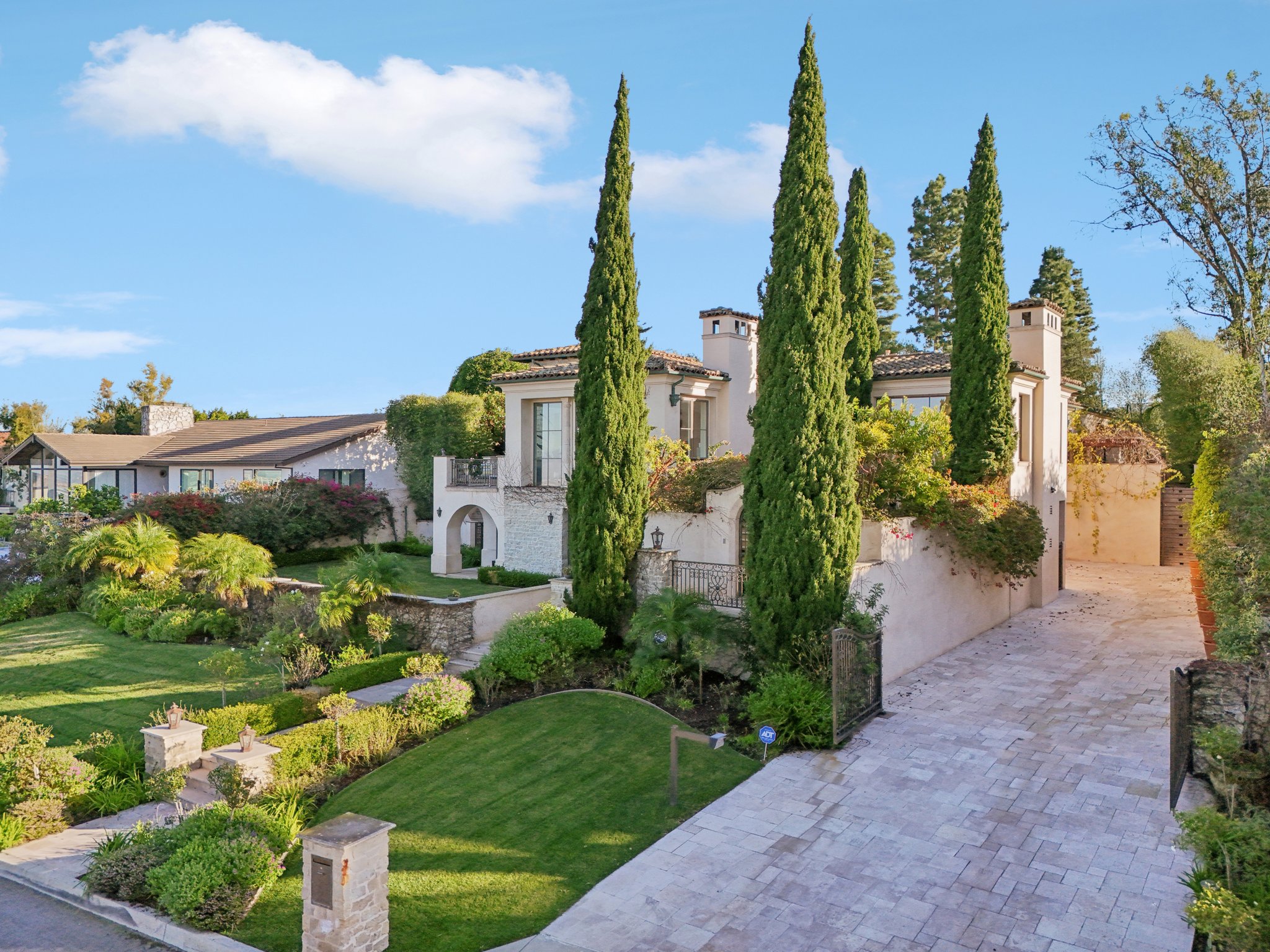 Via La Brea-S3012-096.jpg