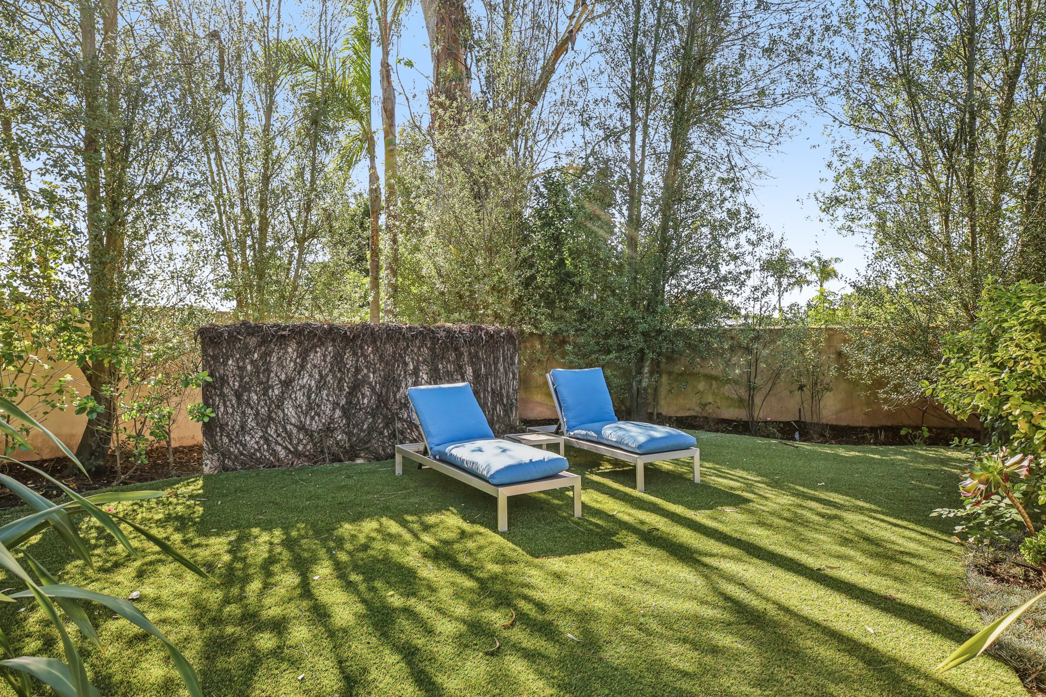 Via La Brea-S0801-009.jpg