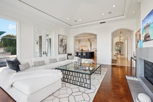 Via La Brea-S3012-013.jpg