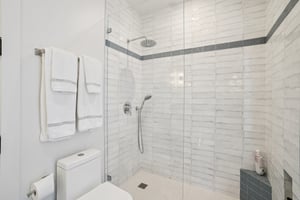 Via La Brea-S3012-052.jpg