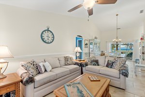 Family Room 3.jpg