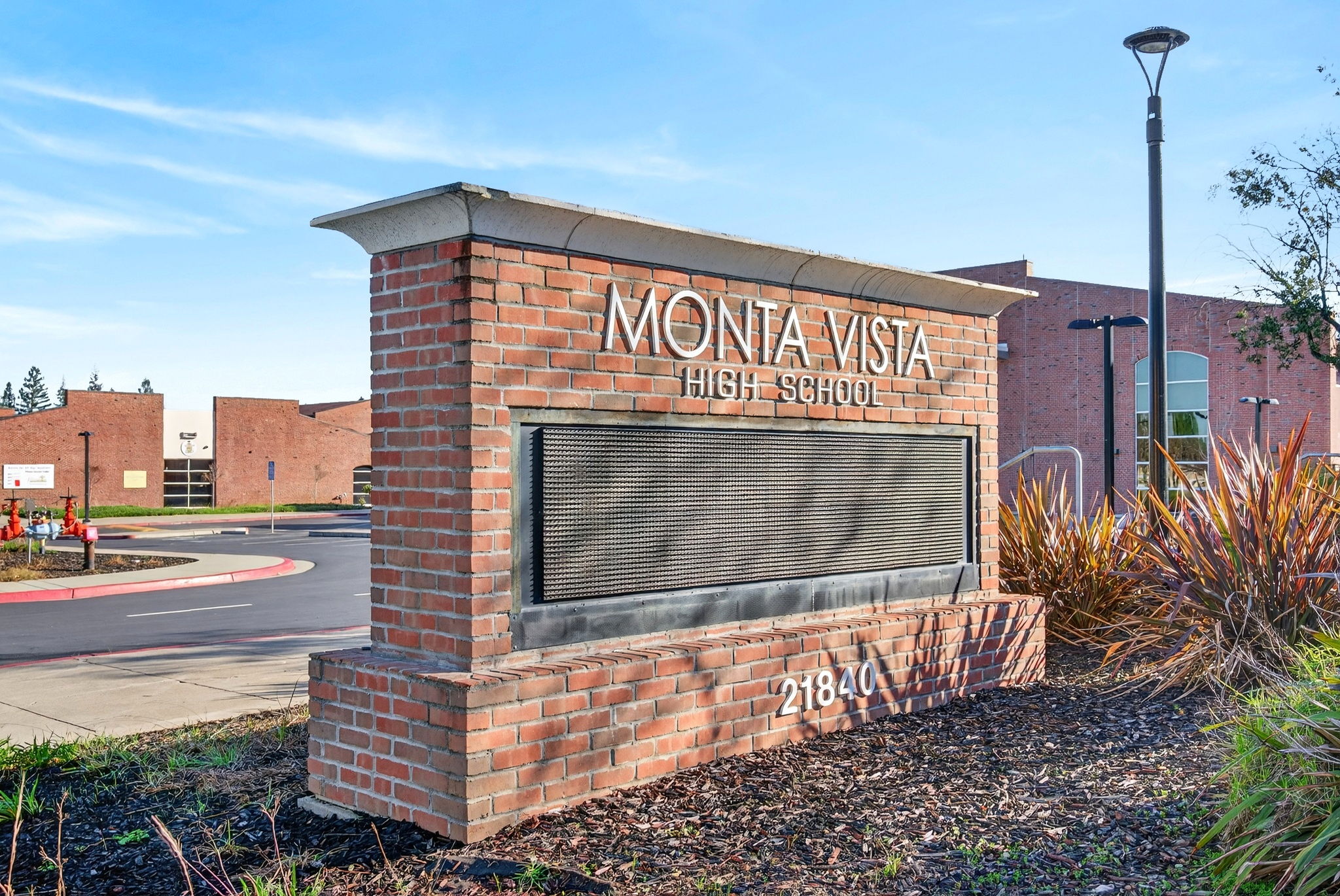 Monta Vista High School