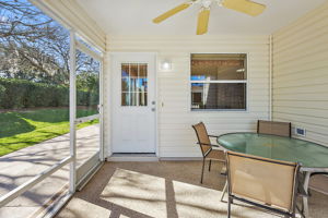 Front Lanai and Entry