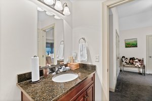 Photo 48