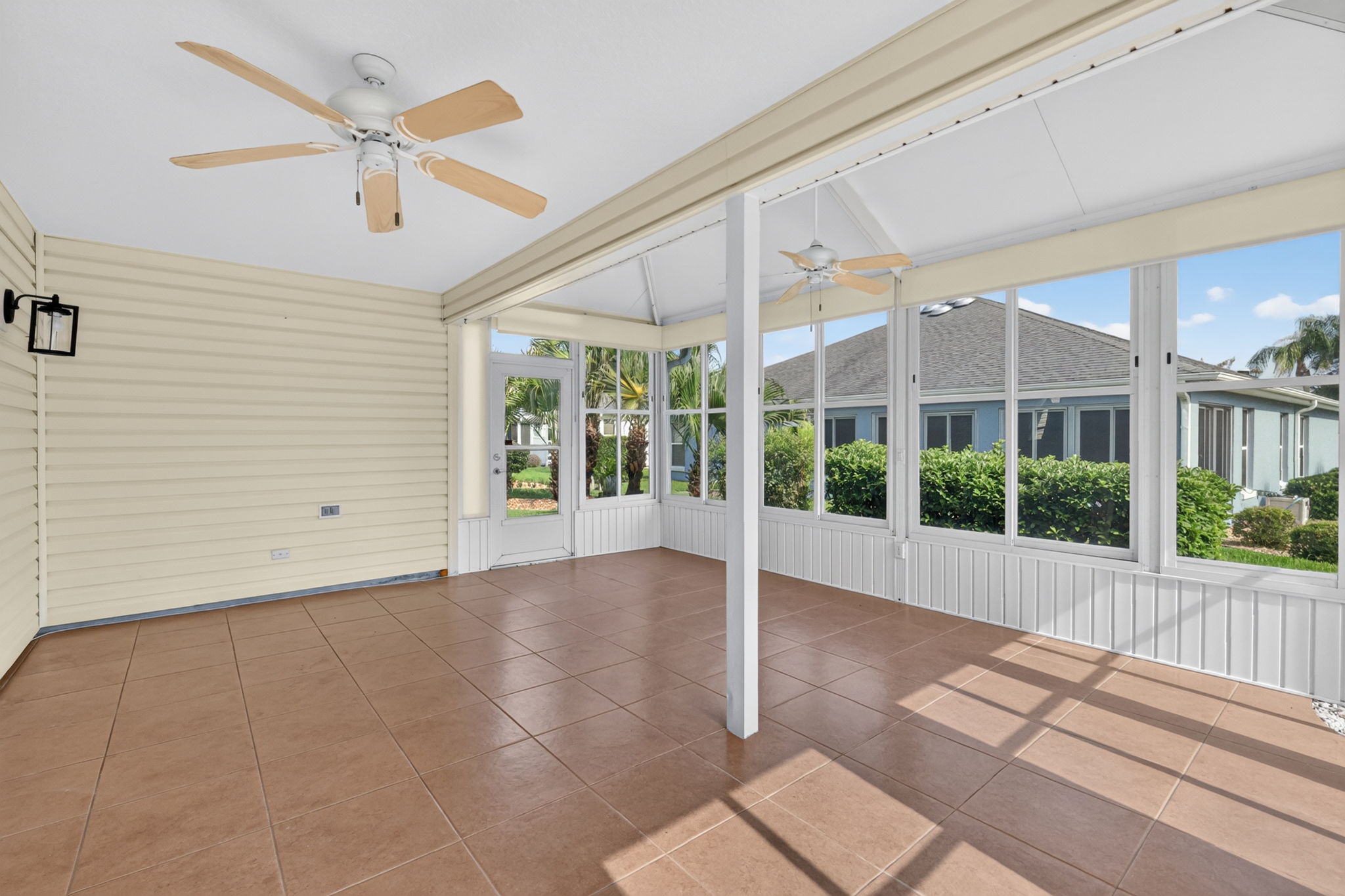 Expansive Enclosed Lanai with Mini-Split