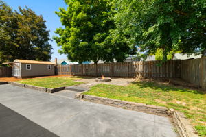  Photo 31