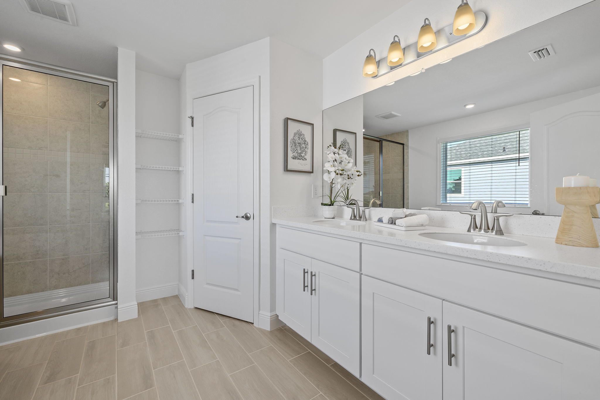 Primary Bathroom (2)