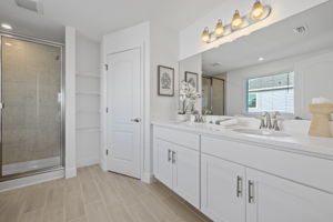 Primary Bathroom (2)