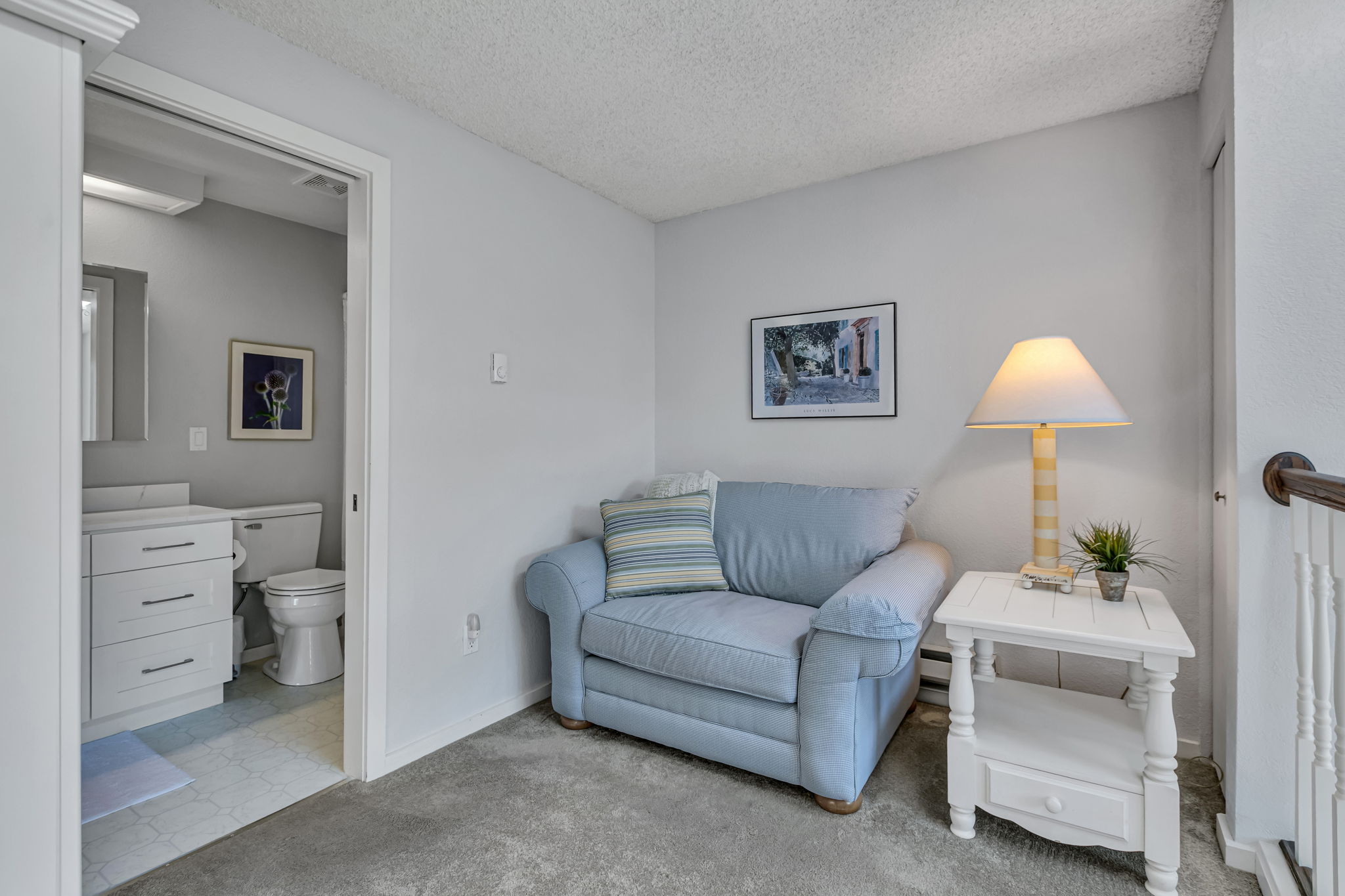 Flexible loft with direct access to the updated full bath.