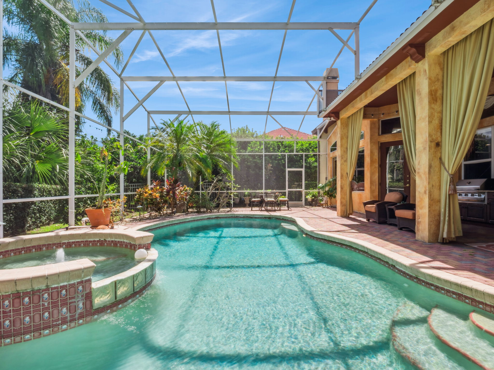 Pool - Outdoor