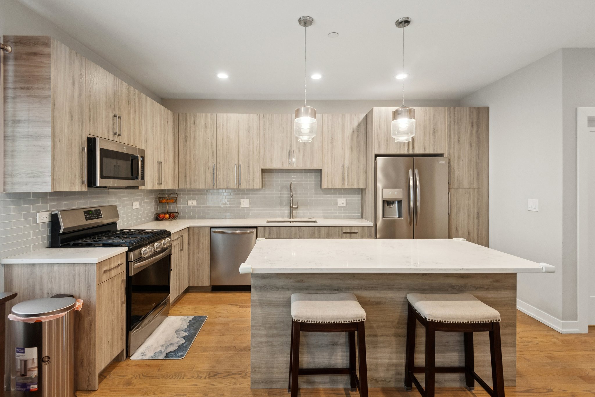 2237 W Coulter St_021.jpg