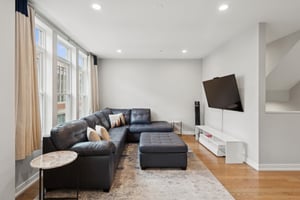 2237 W Coulter St_011.jpg