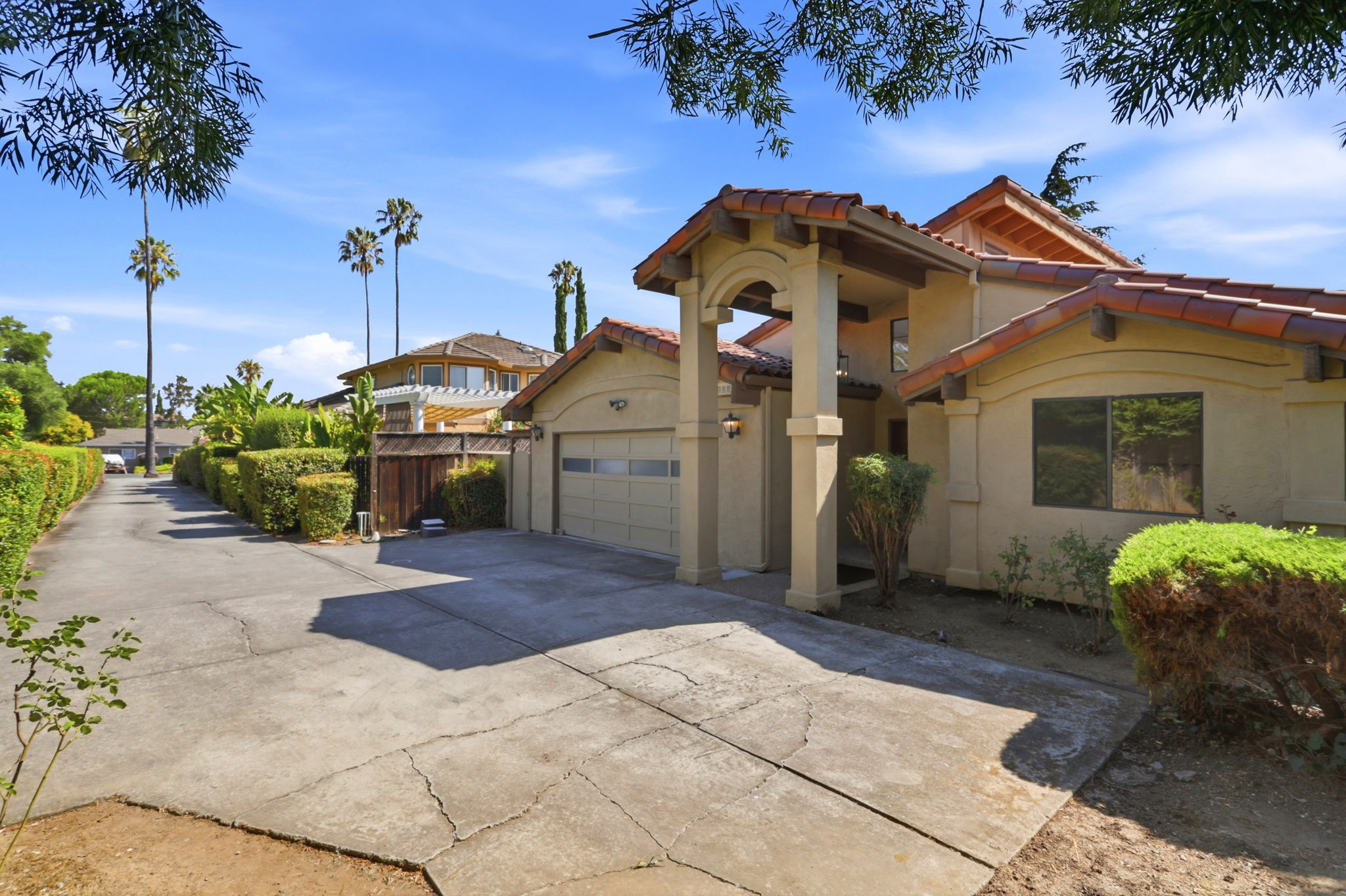 004_F8_22374 Palm Ave