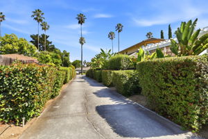 003_F8_22374 Palm Ave
