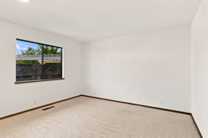 026_F8_22374 Palm Ave
