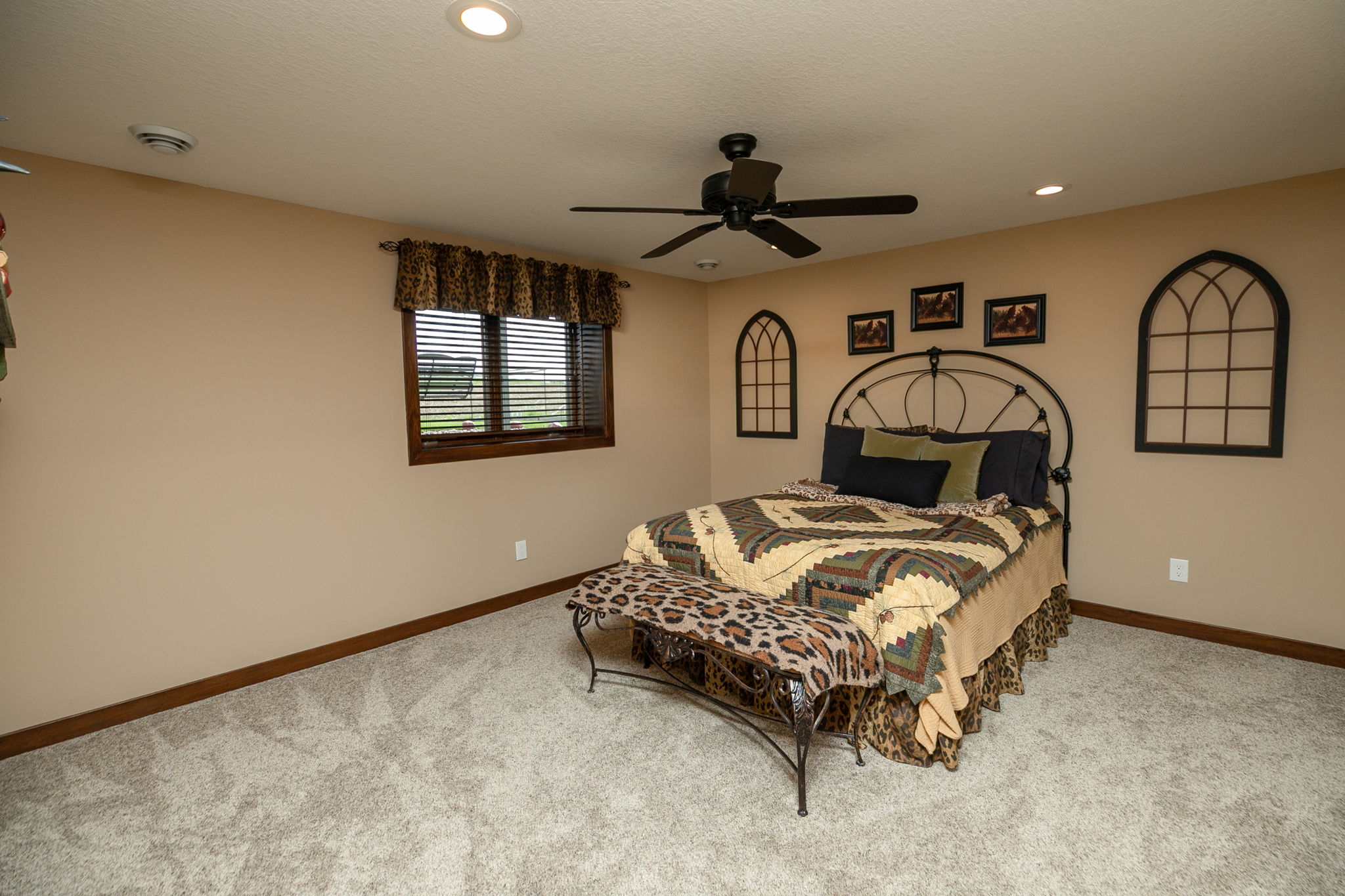 35-Bedroom 3