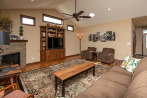 06-Living Room