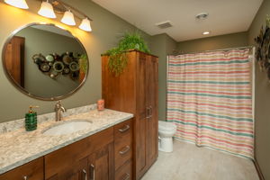 39-Bathroom