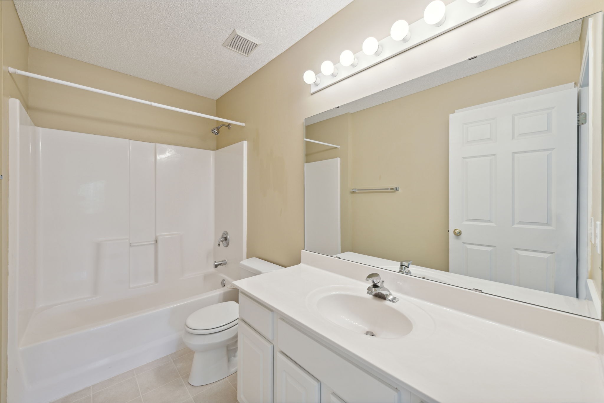21_Interior