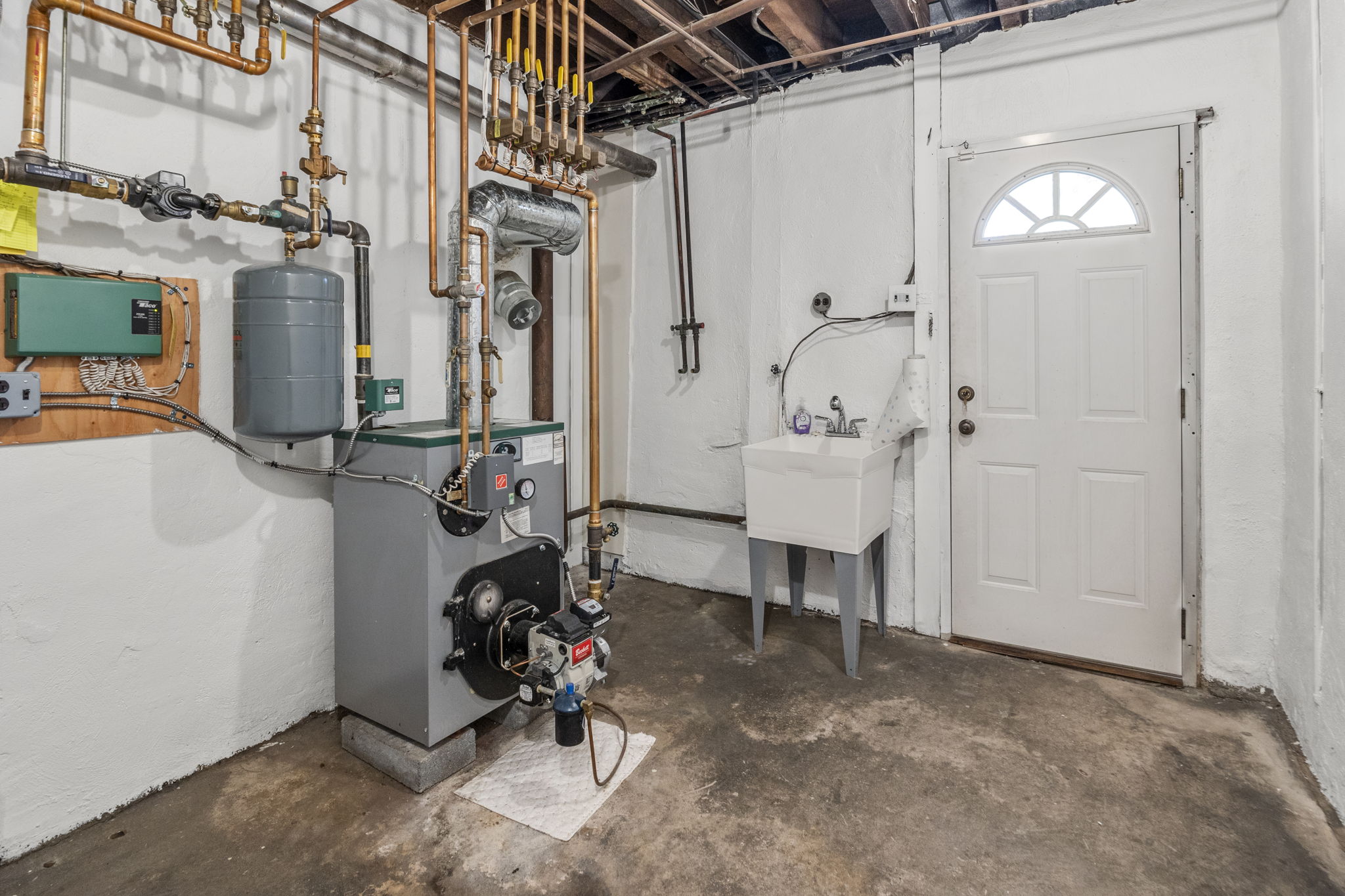 2239 Deer Path Rd, Huntingdon Valley, PA 19006, USA Photo 38