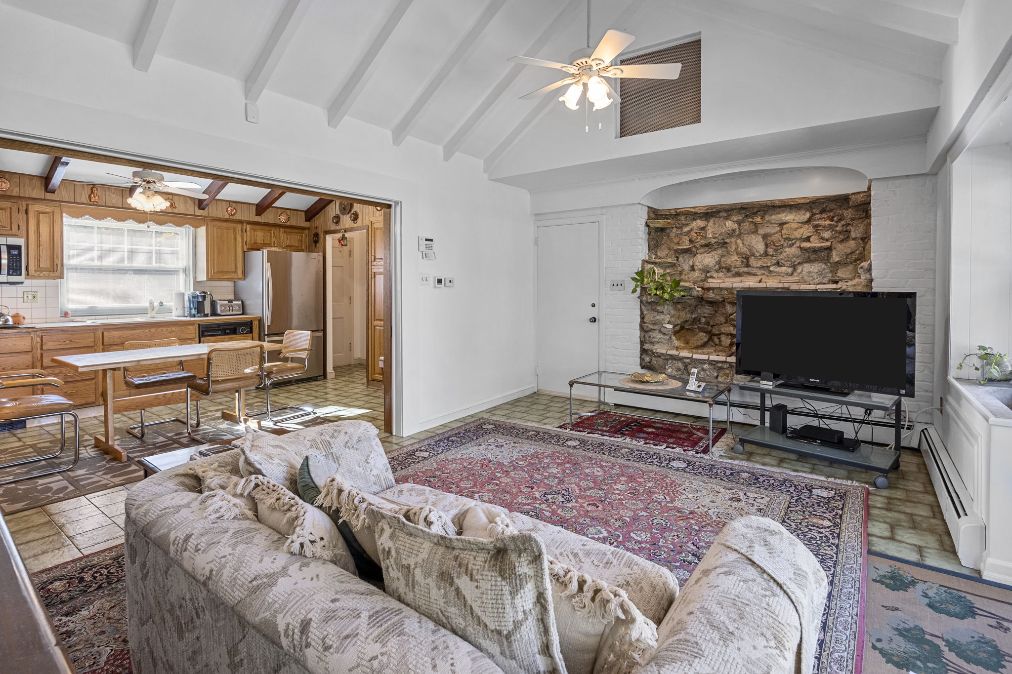 2239 Deer Path Rd, Huntingdon Valley, PA 19006, USA Photo 79