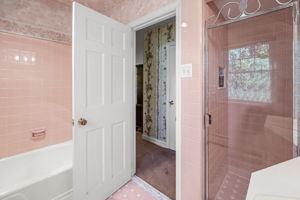 2239 Deer Path Rd, Huntingdon Valley, PA 19006, USA Photo 23