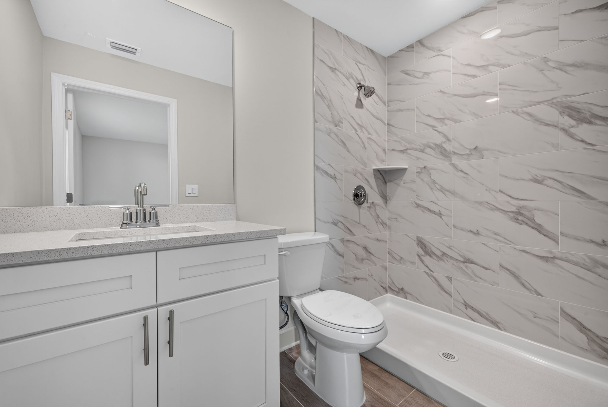 Guest Bathroom 2