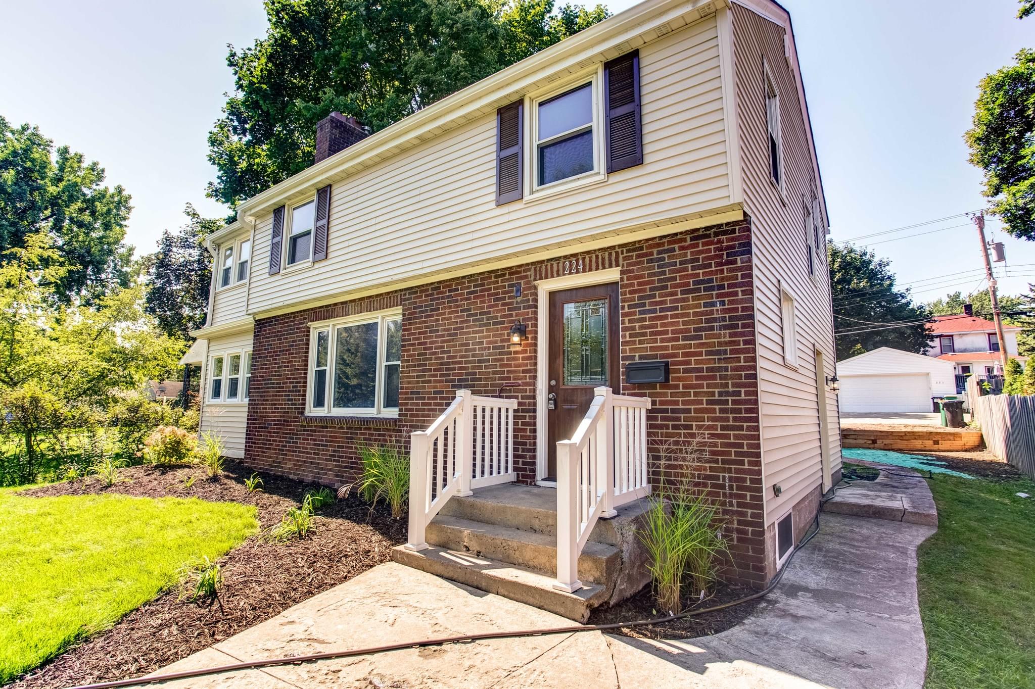 224 6th Ave N, Hopkins, MN 55343 Mint Real Estate Photography