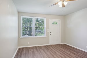 Aurora Ave-006.jpg